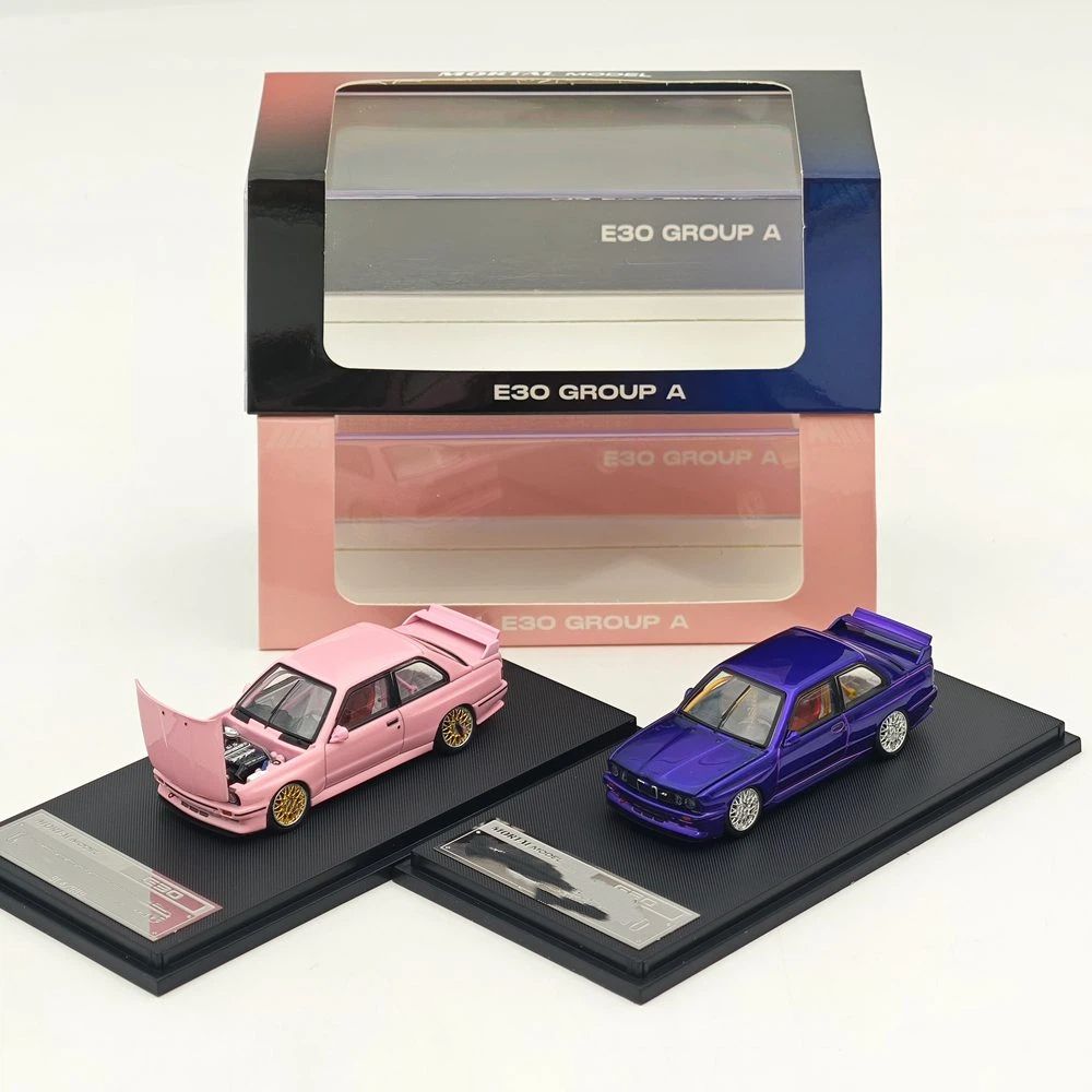 Vintage Collectible & Vintage Dolls - Modelo a Escala 1:64 del Auto