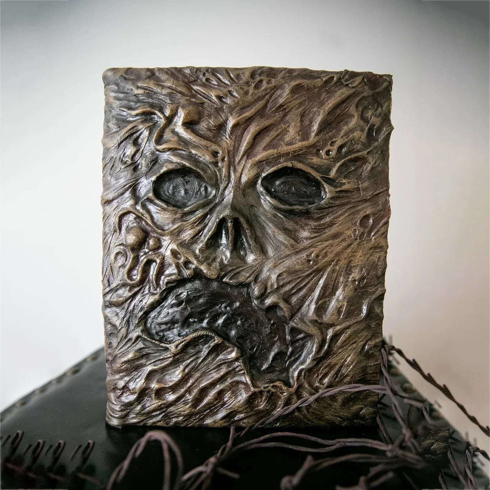 Necronomicon Vintage - Libro d - Vintage And Collectible Books reseña y precio