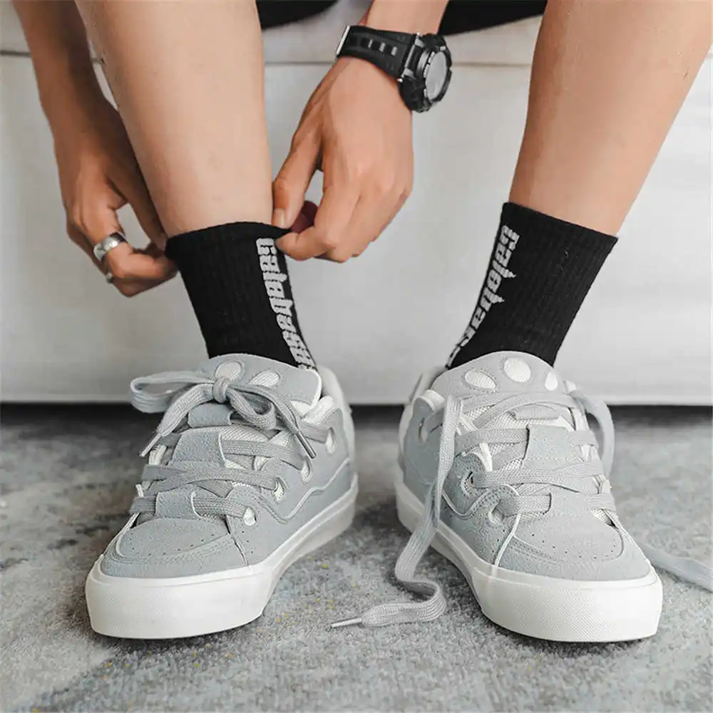 Con cordones, zapatos escolare - Most Expensive Vintage Collection reseña y precio